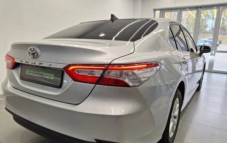 Toyota Camry, 2019 год, 2 600 000 рублей, 22 фотография