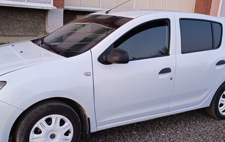 Renault Sandero II рестайлинг, 2015 год, 450 000 рублей, 5 фотография