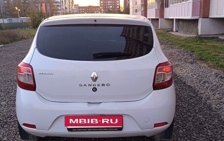 Renault Sandero II рестайлинг, 2015 год, 450 000 рублей, 8 фотография