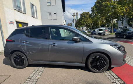 Nissan Leaf II, 2022 год, 1 333 333 рублей, 4 фотография