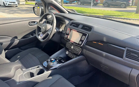 Nissan Leaf II, 2022 год, 1 333 333 рублей, 7 фотография