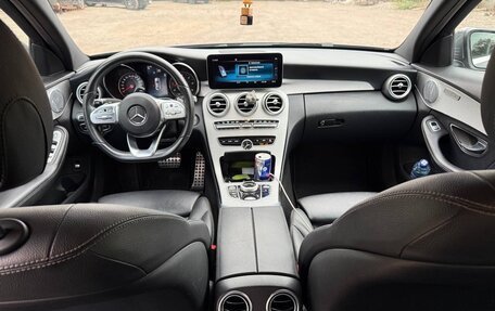 Mercedes-Benz C-Класс, 2018 год, 3 100 000 рублей, 8 фотография