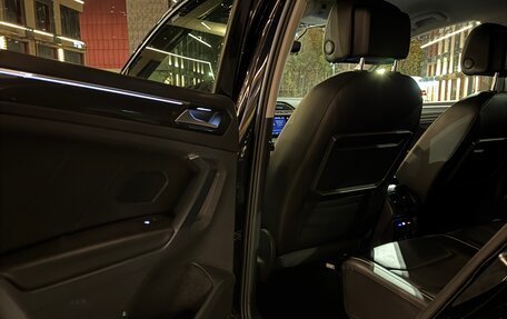 Volkswagen Tiguan II, 2019 год, 3 640 000 рублей, 14 фотография