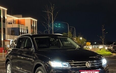 Volkswagen Tiguan II, 2019 год, 3 640 000 рублей, 3 фотография