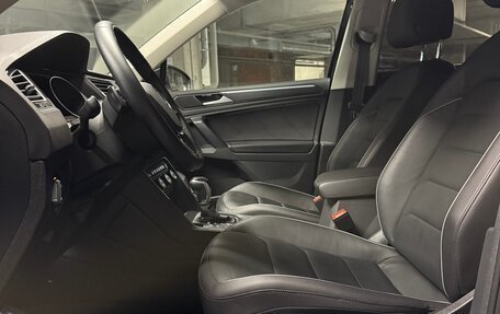 Volkswagen Tiguan II, 2019 год, 3 640 000 рублей, 28 фотография