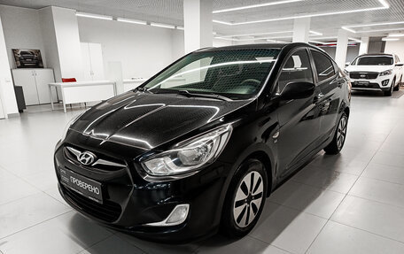 Hyundai Solaris II рестайлинг, 2013 год, 623 000 рублей, 5 фотография