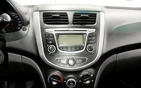 Hyundai Solaris II рестайлинг, 2013 год, 623 000 рублей, 19 фотография