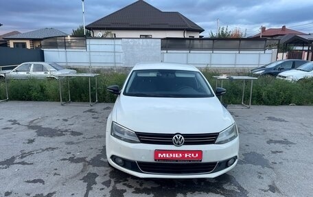 Volkswagen Jetta VI, 2013 год, 970 000 рублей, 1 фотография