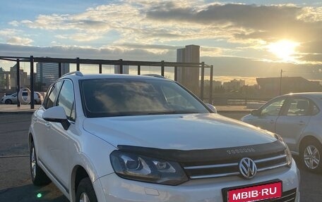 Volkswagen Touareg III, 2012 год, 2 000 000 рублей, 1 фотография