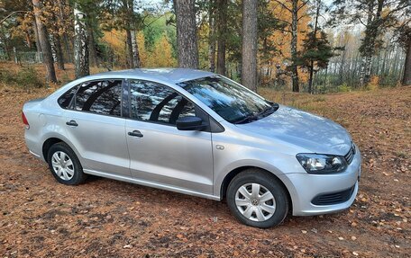 Volkswagen Polo VI (EU Market), 2013 год, 620 000 рублей, 3 фотография