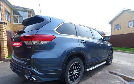 Toyota Highlander III, 2019 год, 2 850 000 рублей, 7 фотография