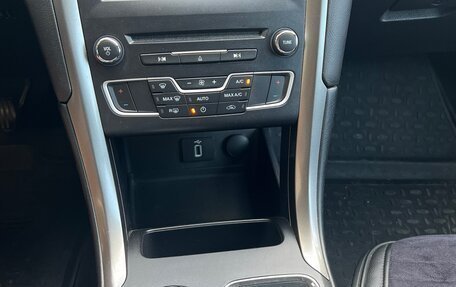 Ford Fusion (North America) II, 2016 год, 1 520 000 рублей, 5 фотография