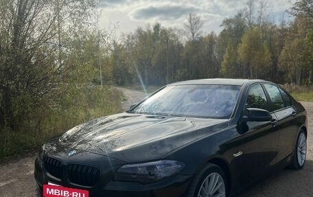 BMW 5 серия, 2015 год, 1 770 000 рублей, 2 фотография