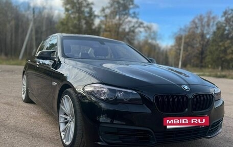 BMW 5 серия, 2015 год, 1 770 000 рублей, 6 фотография
