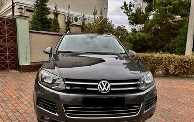 Volkswagen Touareg III, 2011 год, 1 900 000 рублей, 1 фотография