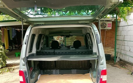 Peugeot Partner II рестайлинг 2, 2003 год, 330 000 рублей, 6 фотография