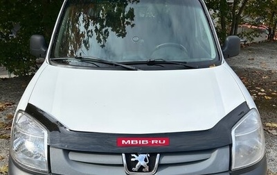Peugeot Partner II рестайлинг 2, 2011 год, 420 000 рублей, 1 фотография