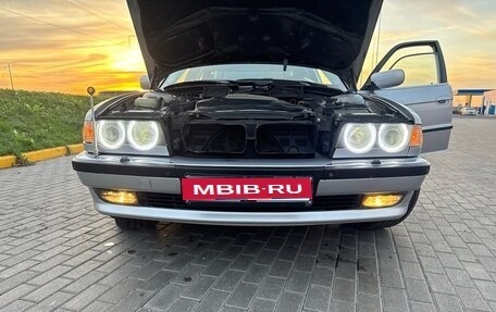 BMW 7 серия, 2000 год, 1 100 000 рублей, 1 фотография