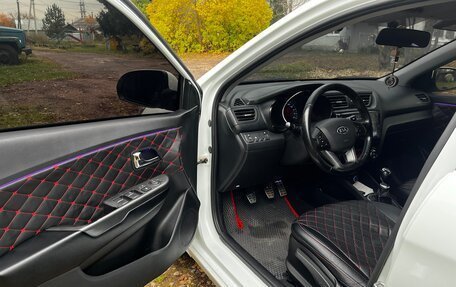 KIA Rio III рестайлинг, 2011 год, 720 000 рублей, 12 фотография