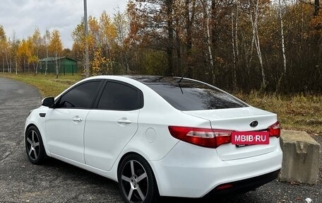 KIA Rio III рестайлинг, 2011 год, 720 000 рублей, 4 фотография