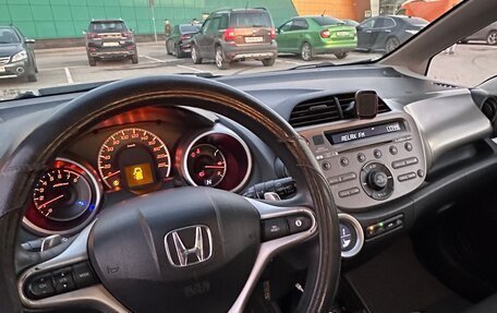 Honda Jazz II рестайлинг, 2009 год, 630 000 рублей, 11 фотография