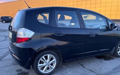 Honda Jazz II рестайлинг, 2009 год, 630 000 рублей, 3 фотография