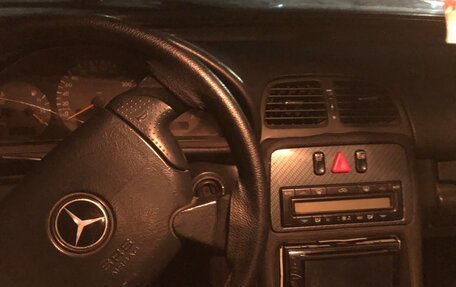 Mercedes-Benz CLK-Класс, 1998 год, 300 000 рублей, 4 фотография