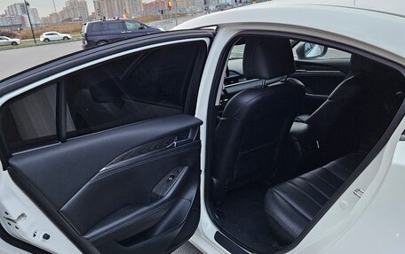 Mazda 6, 2021 год, 2 700 000 рублей, 22 фотография