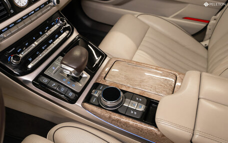 Genesis G90 I рестайлинг, 2016 год, 2 450 000 рублей, 18 фотография