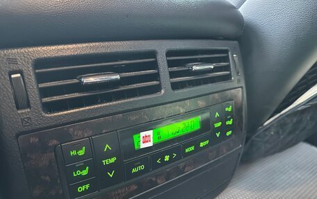 Toyota Land Cruiser 200, 2015 год, 4 800 000 рублей, 14 фотография