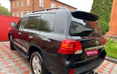 Toyota Land Cruiser 200, 2015 год, 4 800 000 рублей, 2 фотография