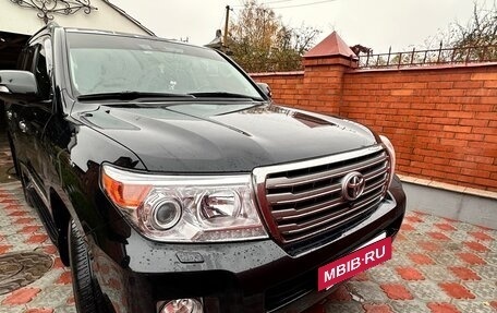 Toyota Land Cruiser 200, 2015 год, 4 800 000 рублей, 5 фотография