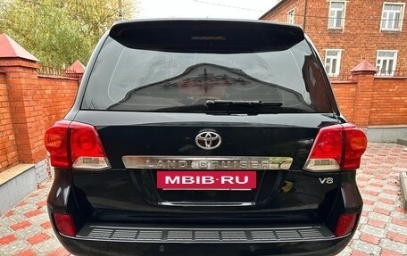 Toyota Land Cruiser 200, 2015 год, 4 800 000 рублей, 3 фотография