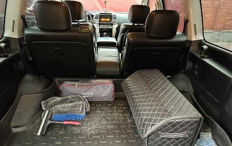 Toyota Land Cruiser 200, 2015 год, 4 800 000 рублей, 21 фотография