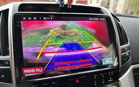 Toyota Land Cruiser 200, 2015 год, 4 800 000 рублей, 16 фотография