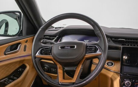 Jeep Grand Cherokee, 2023 год, 10 350 000 рублей, 13 фотография