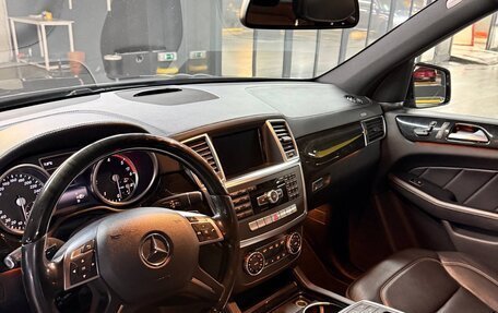Mercedes-Benz GL-Класс, 2015 год, 3 100 000 рублей, 9 фотография