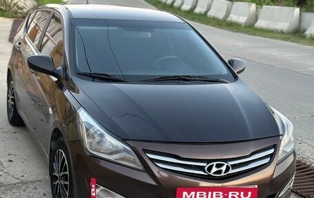 Hyundai Solaris II рестайлинг, 2016 год, 499 000 рублей, 4 фотография