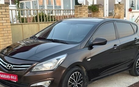 Hyundai Solaris II рестайлинг, 2016 год, 499 000 рублей, 3 фотография