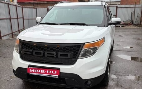 Ford Explorer VI, 2014 год, 1 800 000 рублей, 10 фотография