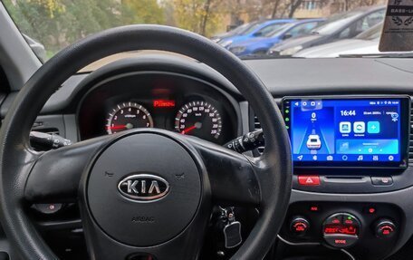 KIA Rio II, 2009 год, 550 000 рублей, 10 фотография