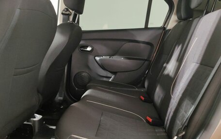 Renault Logan II, 2019 год, 1 100 000 рублей, 14 фотография