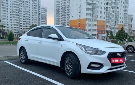Hyundai Solaris II рестайлинг, 2019 год, 1 350 000 рублей, 2 фотография