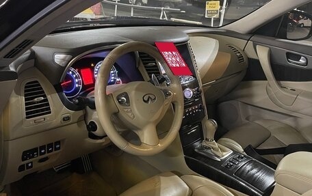 Infiniti FX II, 2011 год, 1 800 000 рублей, 7 фотография