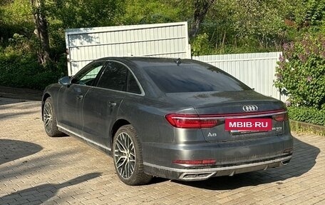 Audi A8, 2018 год, 1 300 000 рублей, 3 фотография