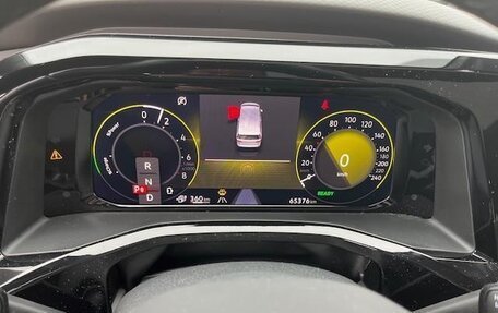 Volkswagen Multivan, 2022 год, 4 850 000 рублей, 13 фотография