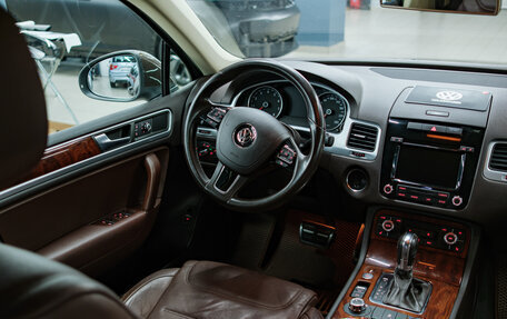 Volkswagen Touareg III, 2012 год, 1 900 000 рублей, 3 фотография