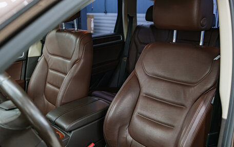 Volkswagen Touareg III, 2012 год, 1 900 000 рублей, 12 фотография