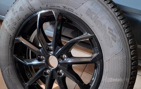 Volkswagen Multivan, 2022 год, 4 950 000 рублей, 7 фотография