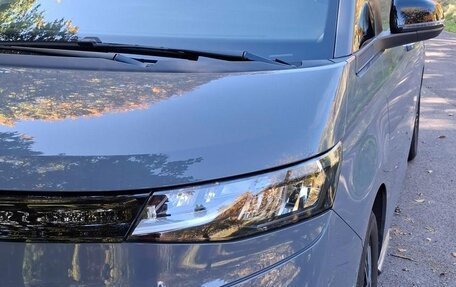 Volkswagen Multivan, 2022 год, 4 950 000 рублей, 9 фотография